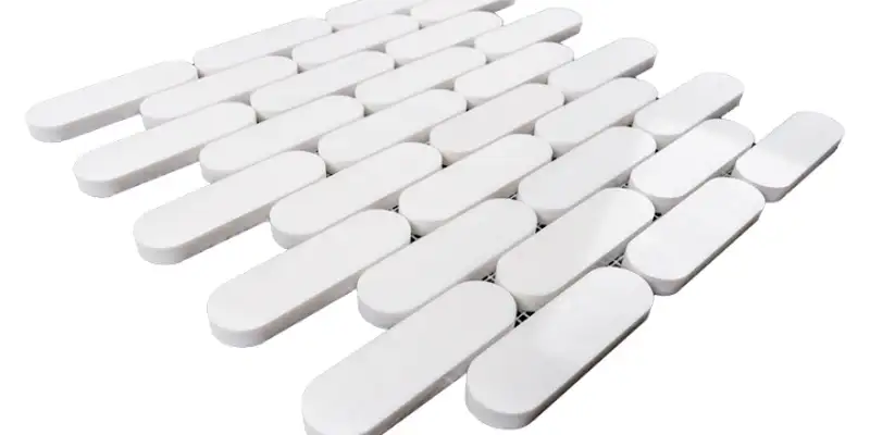 petit beurre white mosaic tile